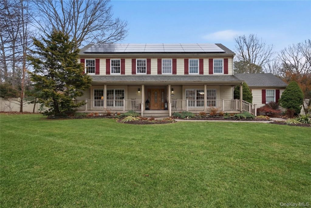 15 Stacy Drive, Port Jefferson Station, NY 11776