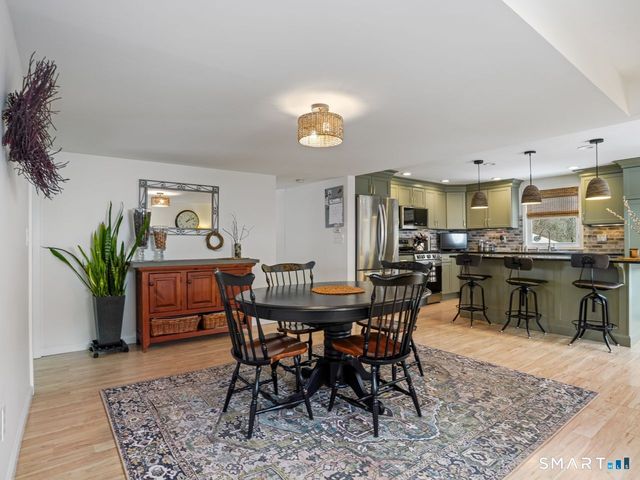 133 Rocky Rest Road, Shelton, CT 06484