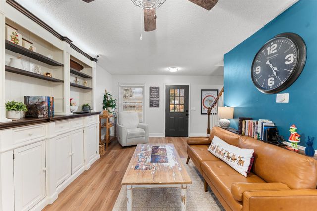 2151 Berkshire Ln, Murfreesboro, TN 37129