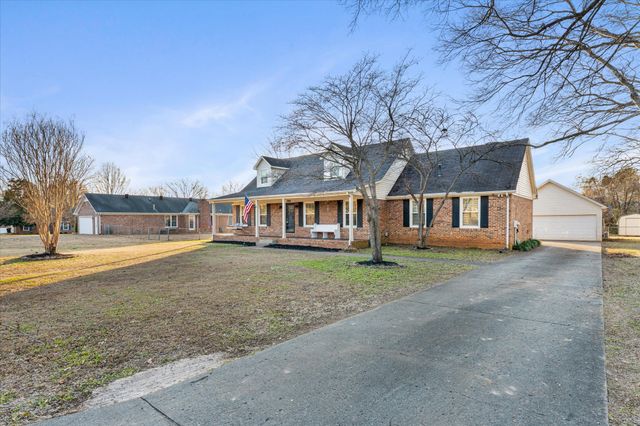 2151 Berkshire Ln, Murfreesboro, TN 37129