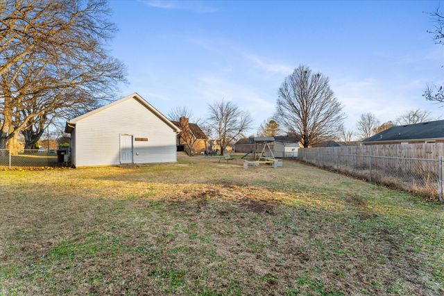 2151 Berkshire Ln, Murfreesboro, TN 37129