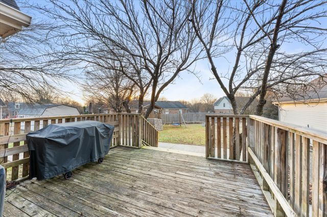 2151 Berkshire Ln, Murfreesboro, TN 37129