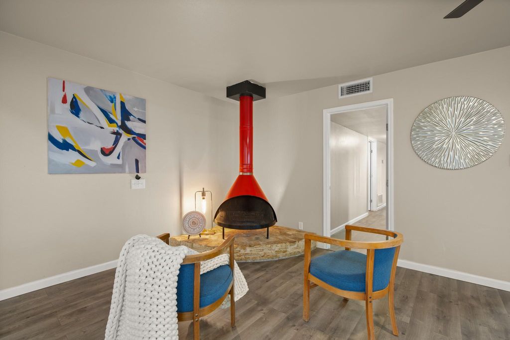 1608 Pennsylvania Ave, Austin, TX 78702