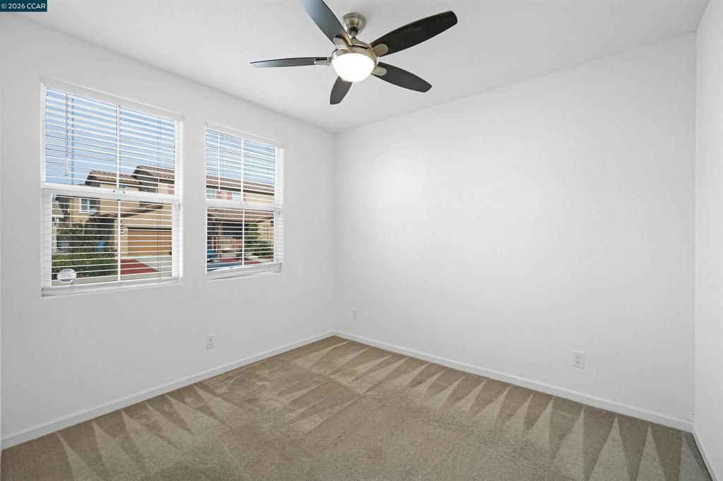 Image 24 of property listing at 531 Lavender Dr, Vacaville, CA 95687