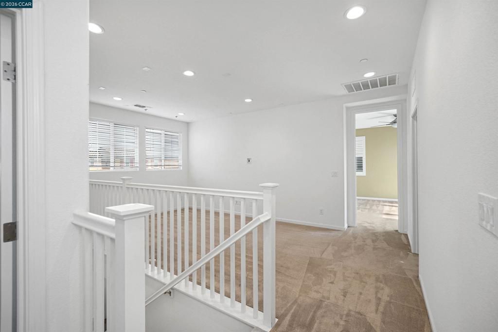 Image 31 of property listing at 531 Lavender Dr, Vacaville, CA 95687