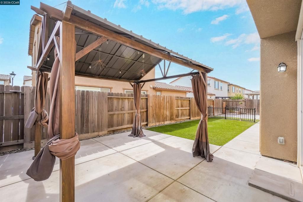 Image 46 of property listing at 531 Lavender Dr, Vacaville, CA 95687