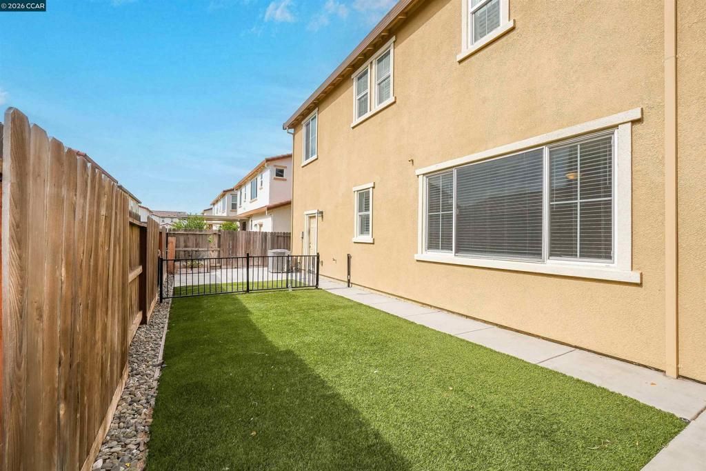 Image 48 of property listing at 531 Lavender Dr, Vacaville, CA 95687