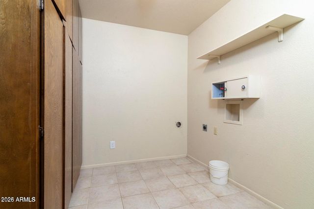 4117 E CAROL Avenue, Mesa, AZ 85206