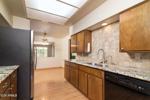 4117 E CAROL Avenue, Mesa, AZ 85206