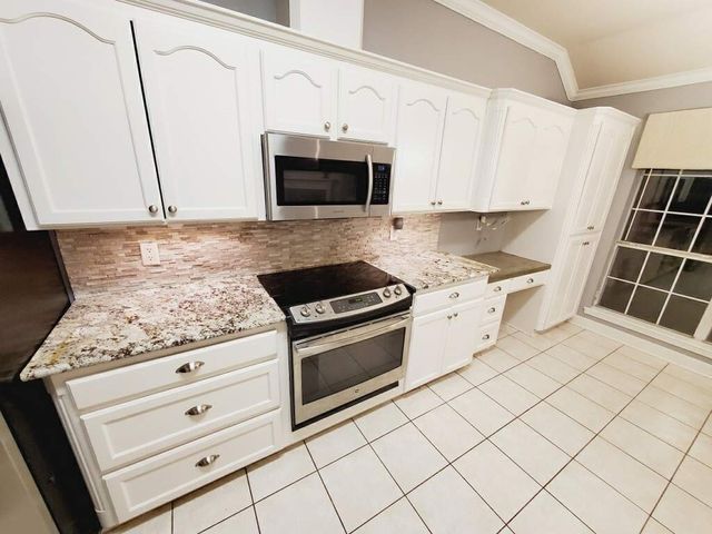 2410 Stockwell Road, Bossier City, LA 71111