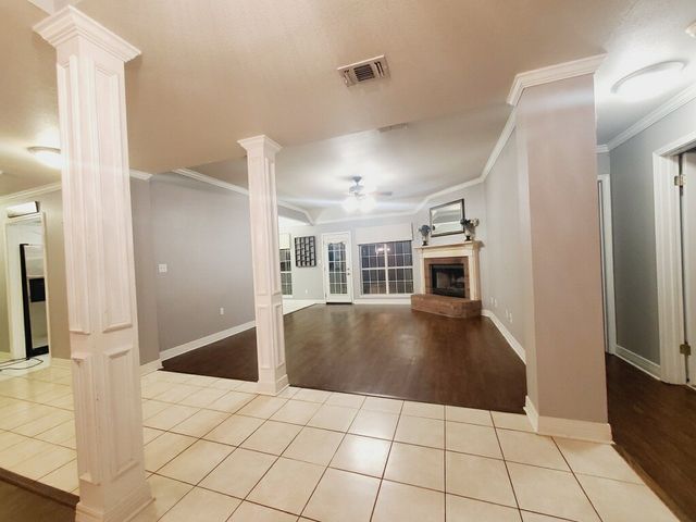 2410 Stockwell Road, Bossier City, LA 71111