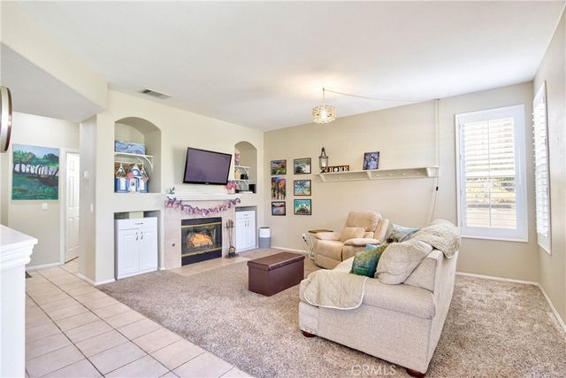 42015 Dahlia, Temecula, CA 92591