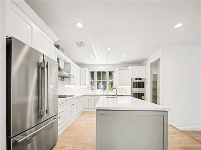 3907 Peartree, Calabasas, CA 91302