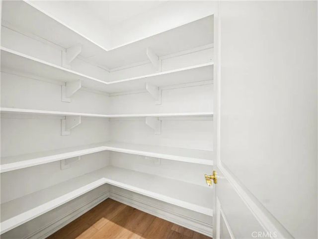 3907 Peartree, Calabasas, CA 91302