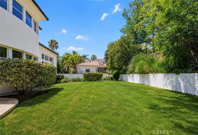 3907 Peartree, Calabasas, CA 91302