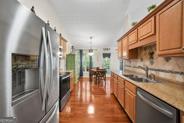 3319 Mcever Park Circle, Acworth, GA 30101