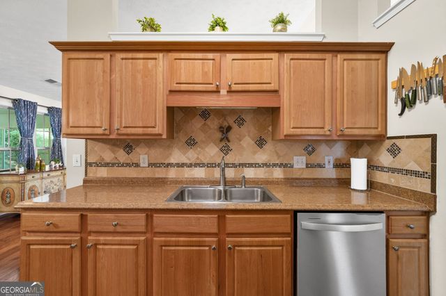 3319 Mcever Park Circle, Acworth, GA 30101
