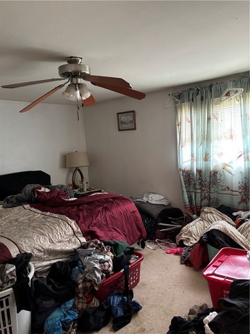 421-423 Georgetown Road, Cecil, PA 15055