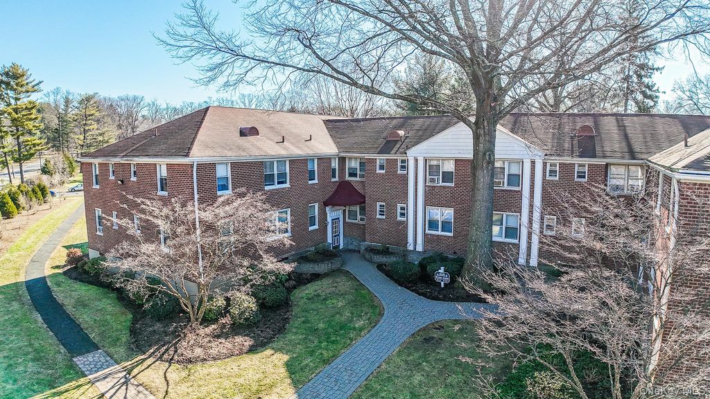 185 Bryant Avenue 1C, White Plains, NY 10605