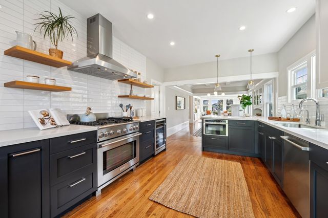 382 50Th St, Oakland, CA 94609