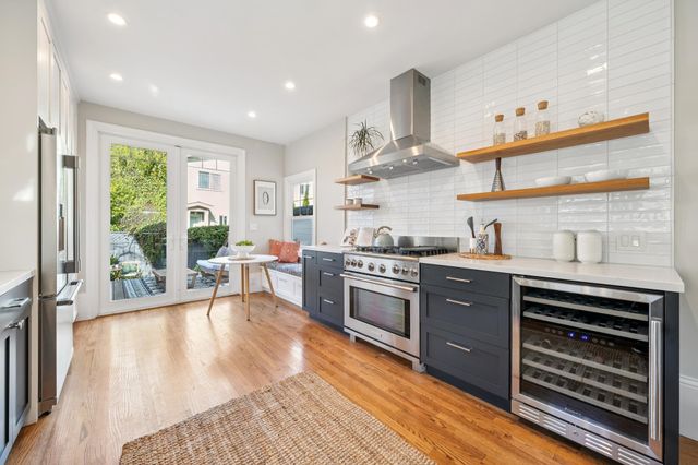 382 50Th St, Oakland, CA 94609