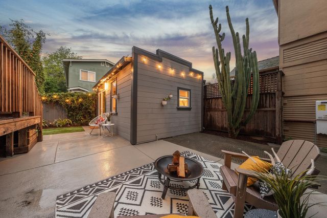 382 50Th St, Oakland, CA 94609