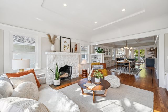 382 50Th St, Oakland, CA 94609