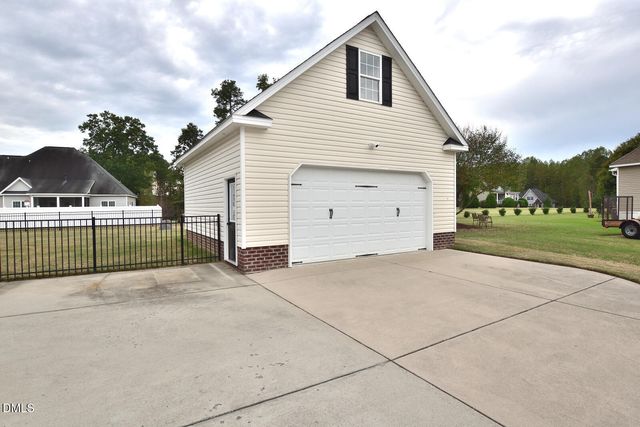 691 Gadwall Court, Nashville, NC 27856