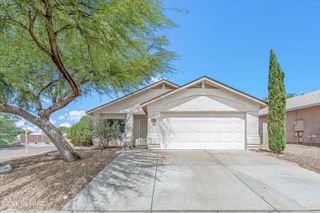 8660 S Desert Dove Drive, Tucson, AZ 85747