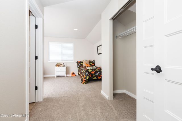 7718 N GIRARD CIR, Coeur D'alene, ID 83815