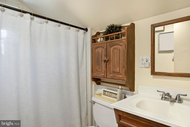 124 DOVER CHESTER RD, Randolph, NJ 07869