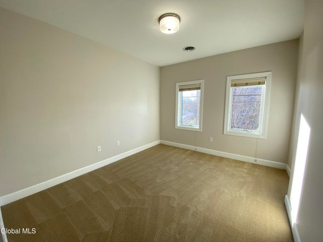 2 West Avenue 201, Saratoga Springs, NY 12866