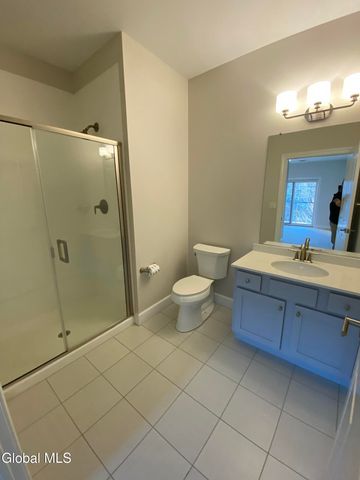 2 West Avenue 201, Saratoga Springs, NY 12866