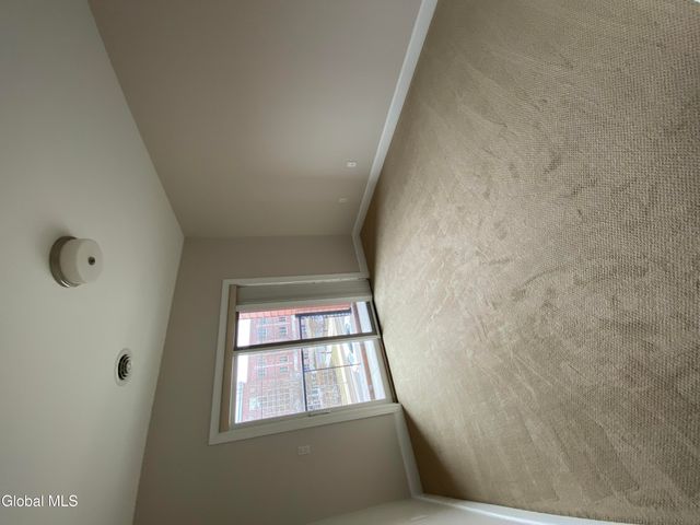 2 West Avenue 201, Saratoga Springs, NY 12866