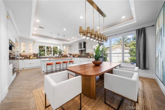 1327 S 2nd Avenue, Arcadia, CA 91006