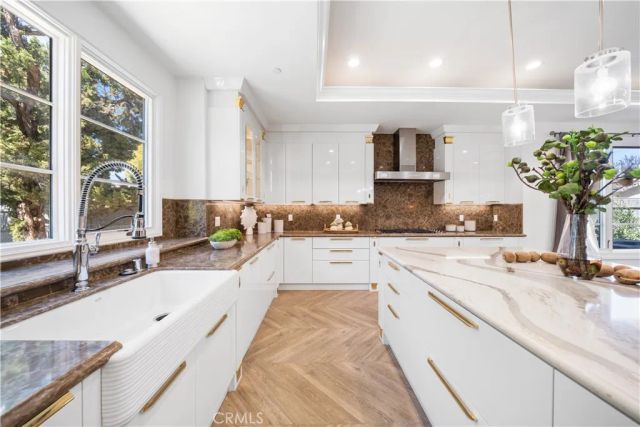 1327 S 2nd Avenue, Arcadia, CA 91006