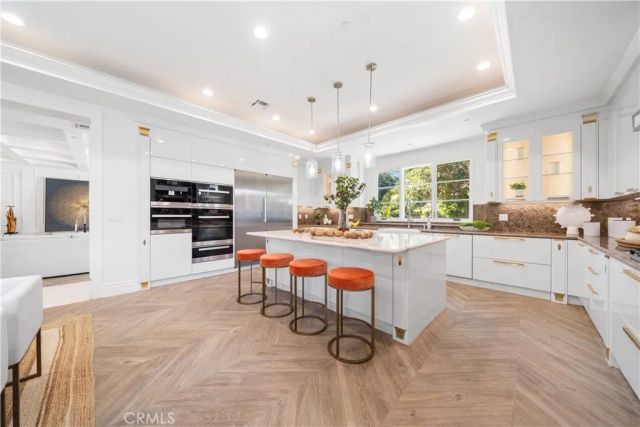 1327 S 2nd Avenue, Arcadia, CA 91006