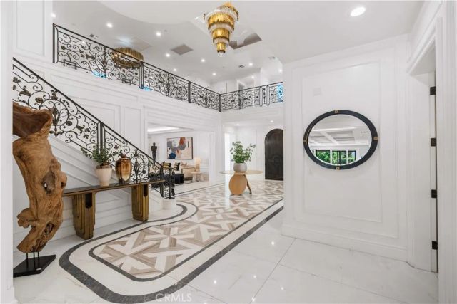 1327 S 2nd Avenue, Arcadia, CA 91006