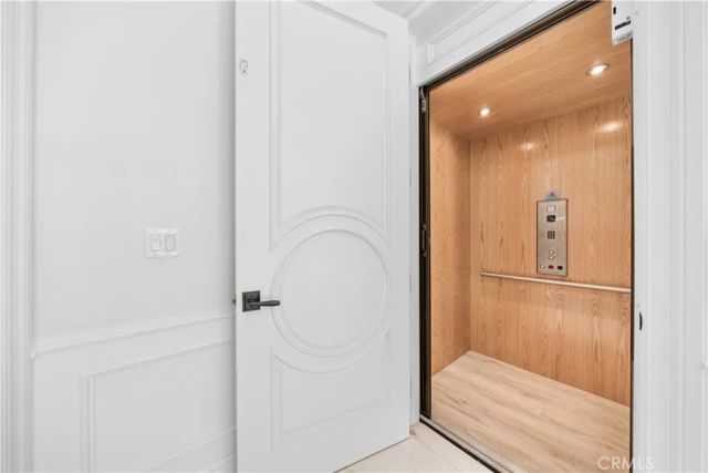 1327 S 2nd Avenue, Arcadia, CA 91006