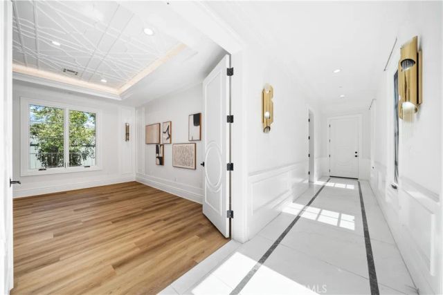 1327 S 2nd Avenue, Arcadia, CA 91006