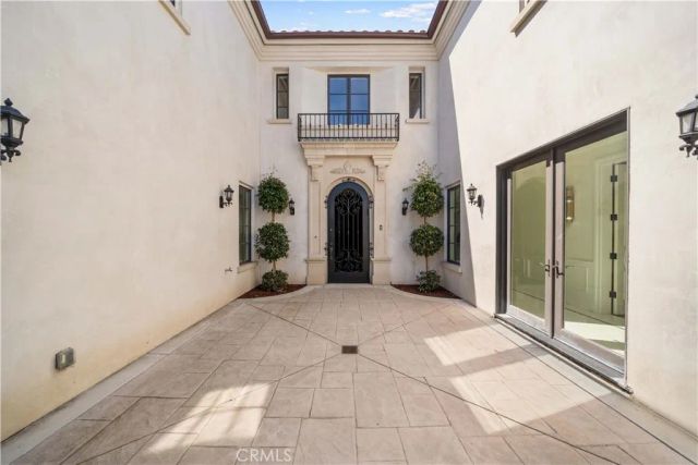 1327 S 2nd Avenue, Arcadia, CA 91006