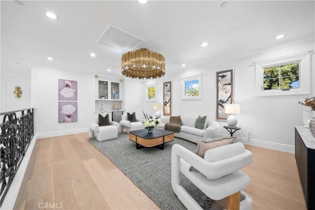 1327 S 2nd Avenue, Arcadia, CA 91006