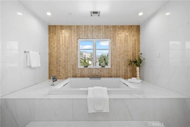 1327 S 2nd Avenue, Arcadia, CA 91006