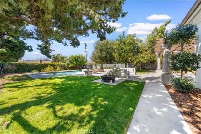 1327 S 2nd Avenue, Arcadia, CA 91006