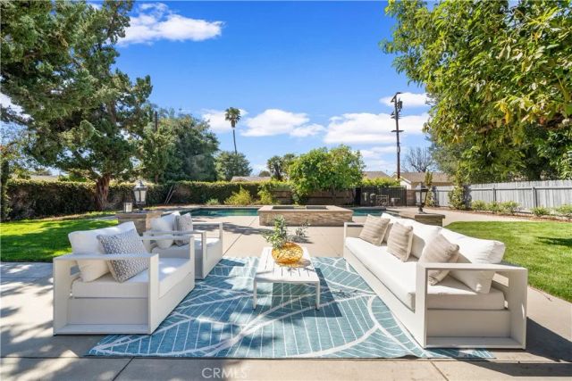 1327 S 2nd Avenue, Arcadia, CA 91006