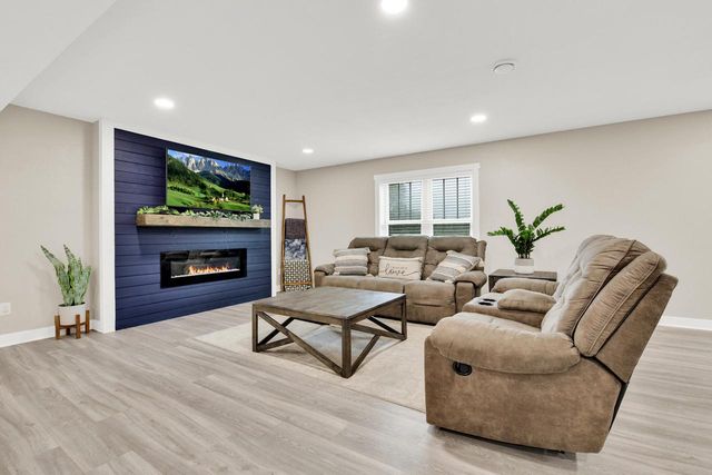 7917 Creek View LANE, Mount Pleasant, WI 53406