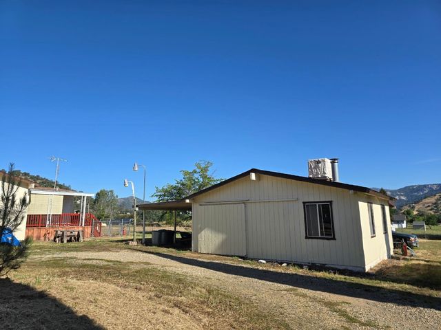 28882 Burrough Valley Road, Tollhouse, CA 93667