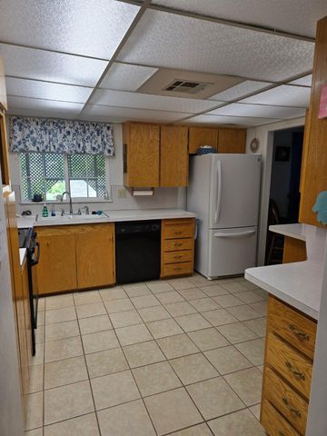 28882 Burrough Valley Road, Tollhouse, CA 93667