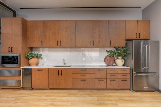 1212 Demonbreun St A5, Nashville, TN 37203