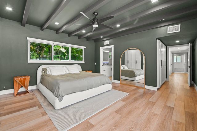 2224 NW 6th Terrace, Wilton Manors, FL 33311
